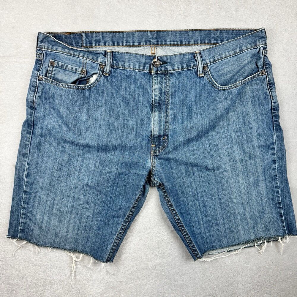 Levi's 559 Men's Custom Cut Off Denim Shorts Size 42 Raw Hem Frayed Medium Wash